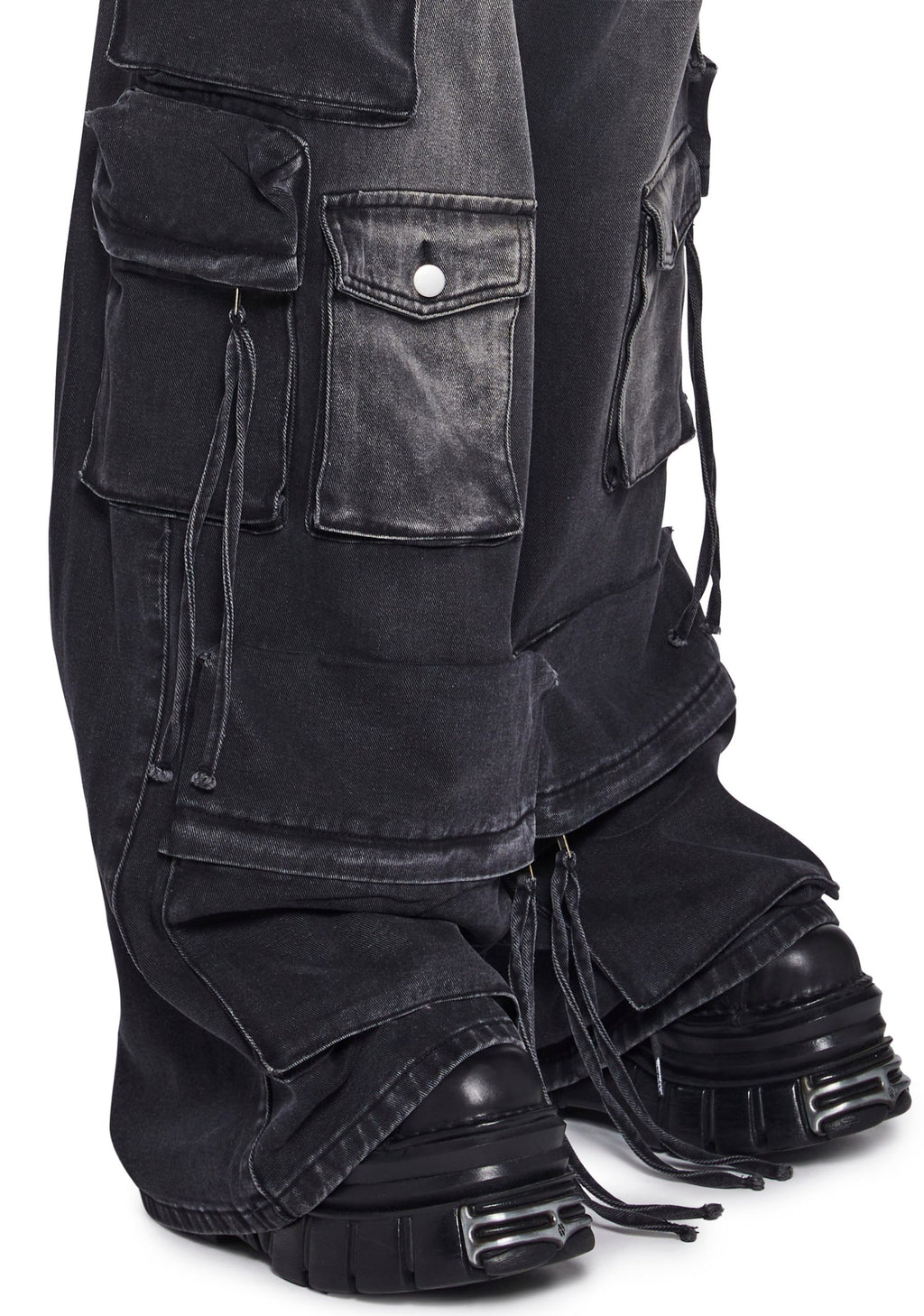 Wicked Persuasion Cargo Jeans – Black