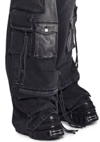 Wicked Persuasion Cargo Jeans – Black