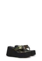 My Command Platform Thong Sandals