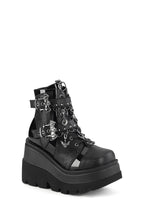 Shaker 66 Platform Boots
