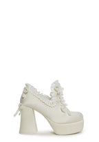 Bisou Baby Platform Heels – White
