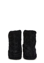 Snuggle Sesh Platform Booties – Black