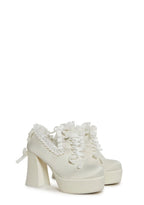 Bisou Baby Platform Heels – White