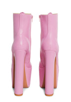 Pretty Prim Ankle Boots – Pink
