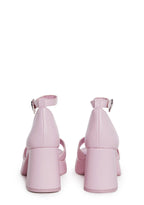 Soft Waltz Platform Sandals – Pink